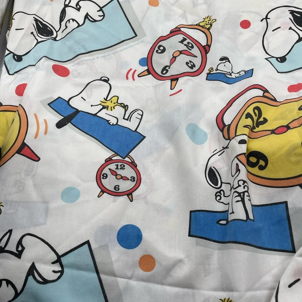 Rare 1960s vintage  Peanuts Twin Flat Sheet Snoopy